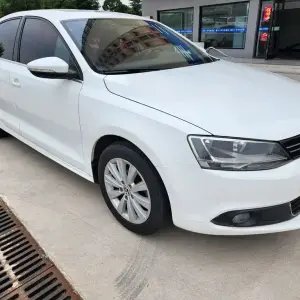 Volkswagen Sagitar 2015 из Китая