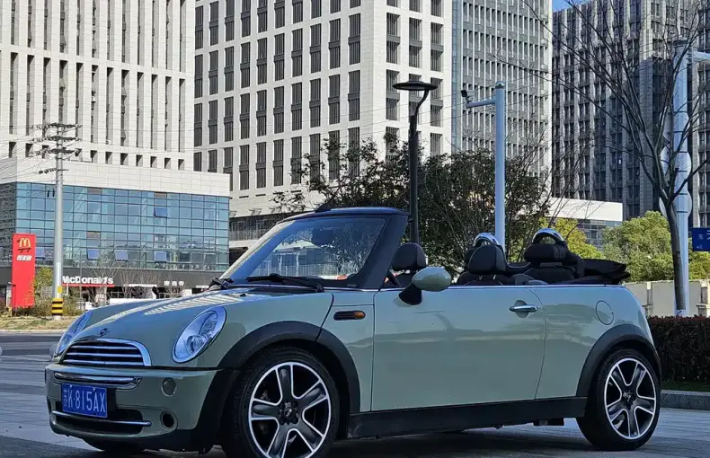 MINI Mini 2010 из Китая