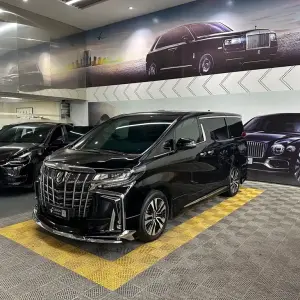 Toyota Alphard 2020 из Китая