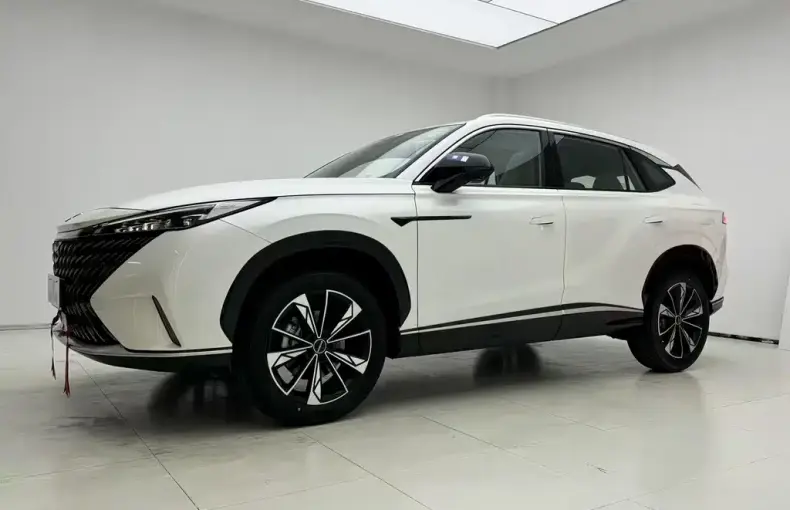Roewe RX5 New Energy 2025 из Китая