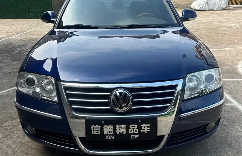 Volkswagen Passat Lingyu 2006 из Китая