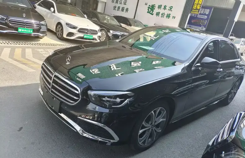 Mercedes-Benz E-Class 2022 из Китая