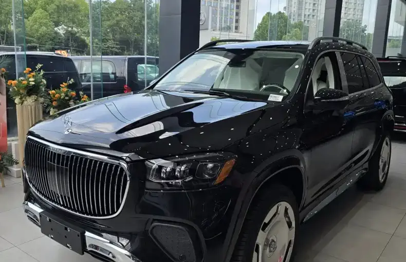 Mercedes-Benz GLS 2025 из Китая