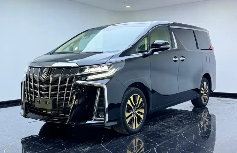 Toyota Alphard 2022 из Китая