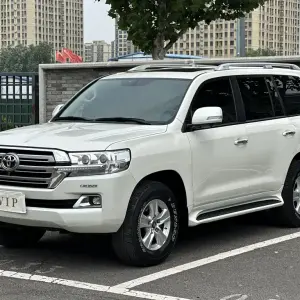 Toyota Land Cruiser 2020 из Китая