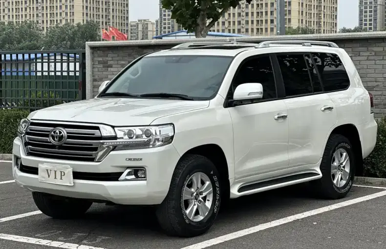 Toyota Land Cruiser 2020 из Китая