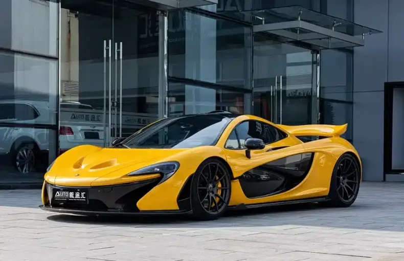 McLaren P1 2015 из Китая