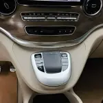 Mercedes-Benz V-Class 2023 из Китая