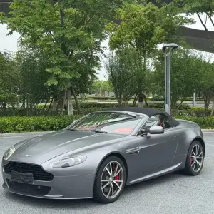 Aston Martin V8 Vantage 2016 из Китая