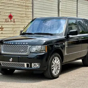 Land Rover Range Rover 2010 из Китая