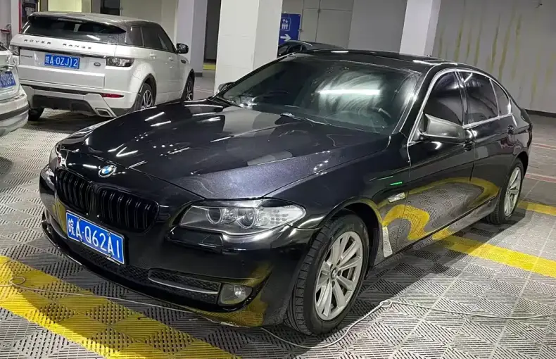 BMW 5 Series 2011 из Китая