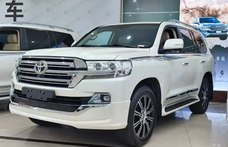 Toyota Land Cruiser 2019 из Китая