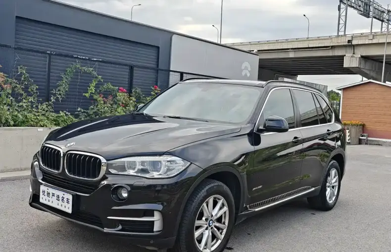 BMW X5 (Import) 2015 из Китая