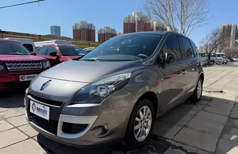 Renault Fengjing Classic 2012 из Китая