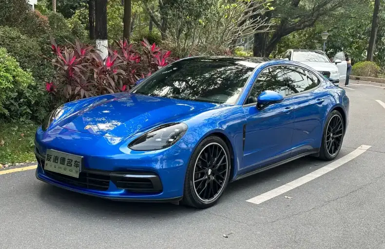Porsche Panamera 2018 из Китая
