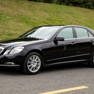 Mercedes-Benz E-Class (Import) 2010 из Китая