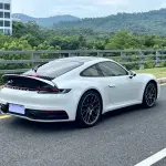 Porsche 911 2021 из Китая