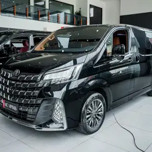 Toyota Hiace 2025 из Китая