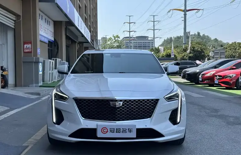 Cadillac CT6 2021 из Китая