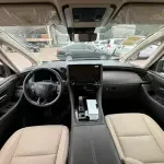 Toyota Alphard из Китая