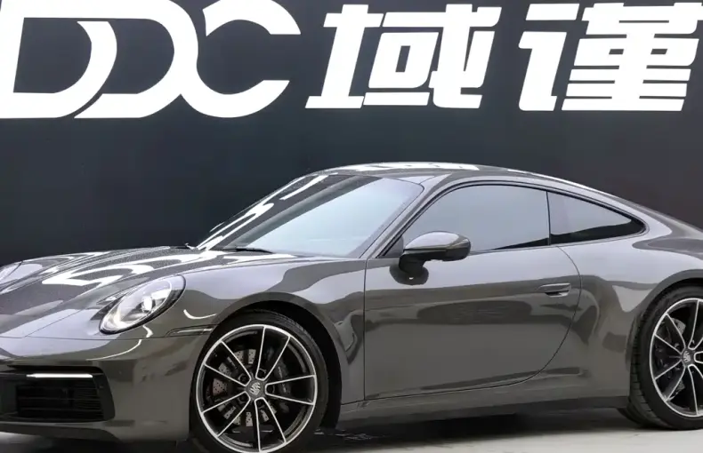 Porsche 911 2021 из Китая