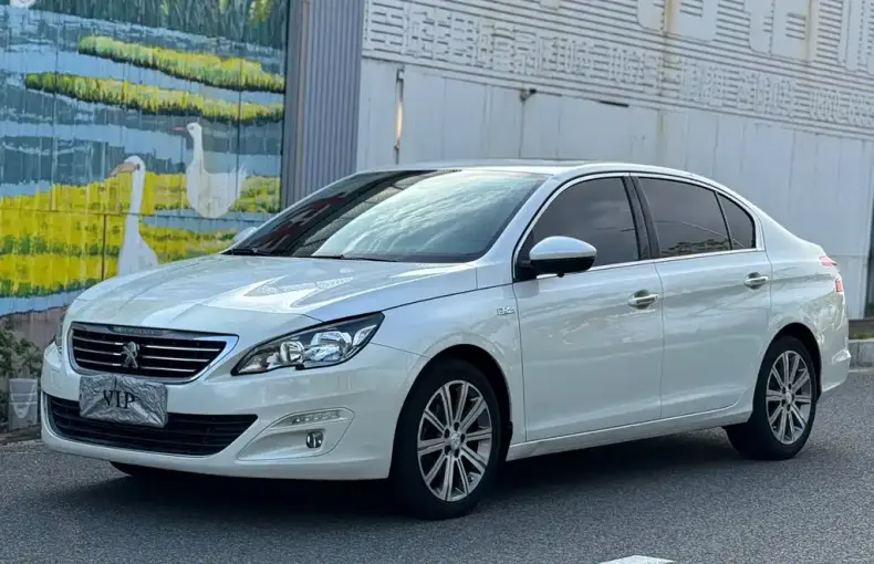 Peugeot 408 2017 из Китая