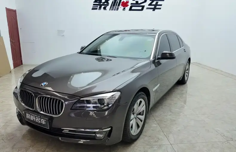 BMW 7 Series 2013 из Китая