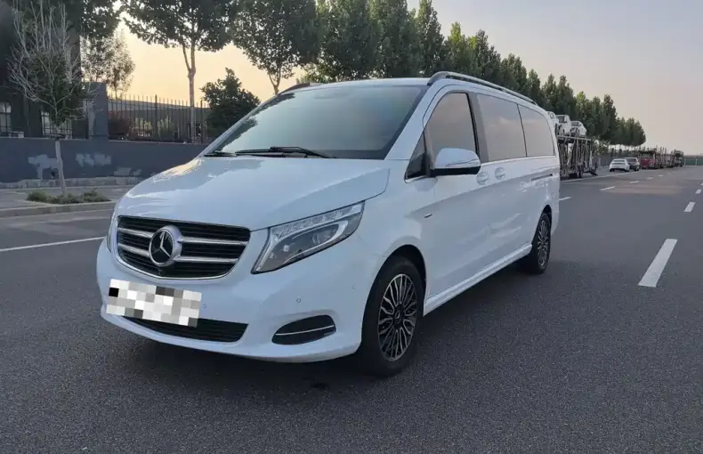 Mercedes-Benz V-Class 2018 из Китая