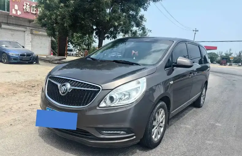 Buick GL8 2017 из Китая