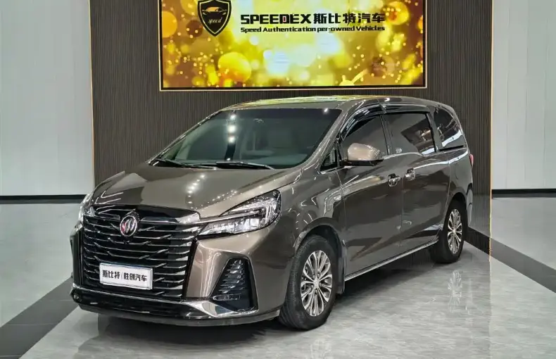 Buick GL8 2023 из Китая