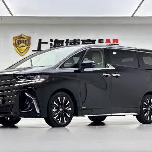 Toyota Alphard из Китая