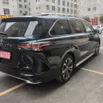 Toyota Granvia 2023 из Китая