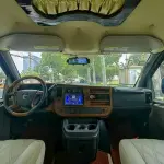 GMC Savana 2011 328 л.с. из Китая