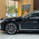 BMW 7 Series 2012 из Китая