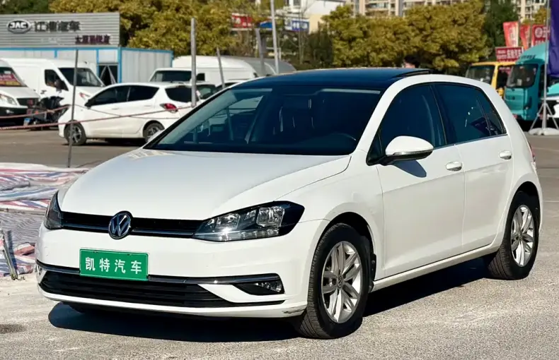 Volkswagen Golf 2019 из Китая
