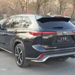 Toyota Crown Kluger 2023 из Китая