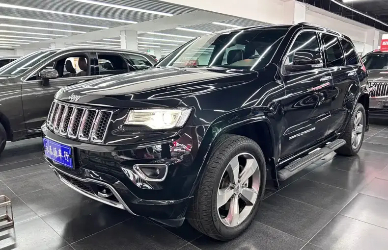 Jeep Grand Cherokee (Import) 2016 из Китая