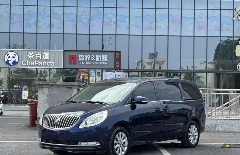Buick GL8 2013 из Китая
