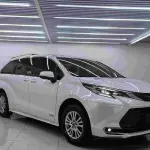 Toyota Sienna 2022 из Китая