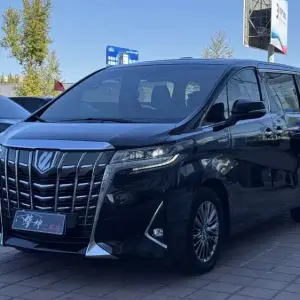 Toyota Alphard 2021 из Китая