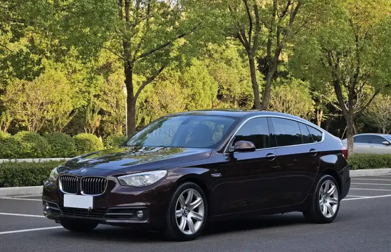 BMW 5 Series GT 2017 из Китая