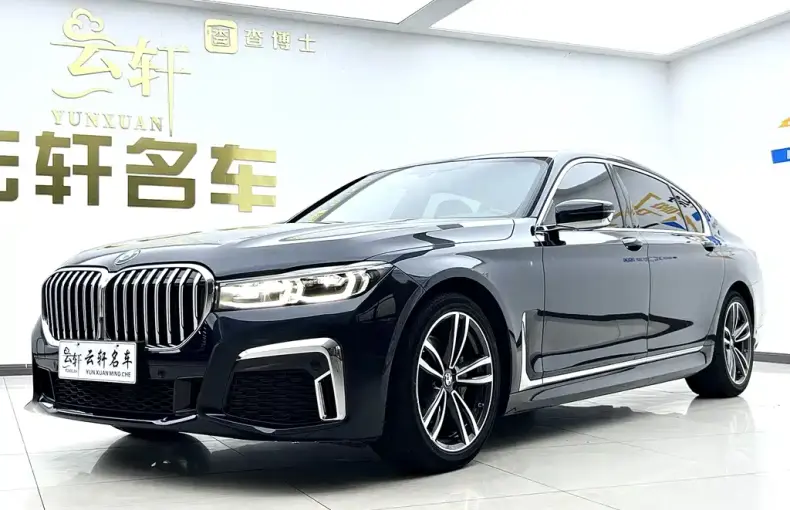 BMW 7 Series 2022 из Китая