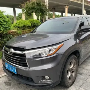Toyota Highlander 2015 из Китая