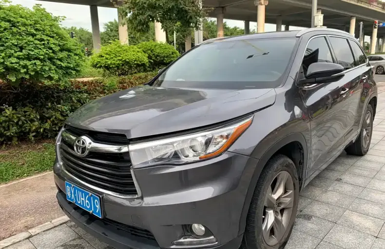 Toyota Highlander 2015 из Китая