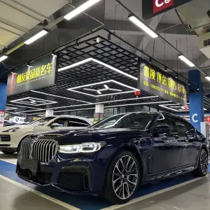 BMW 7 Series 2022 из Китая