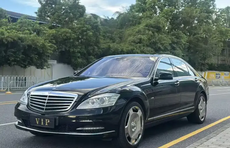 Mercedes-Benz S-Class 2012 из Китая