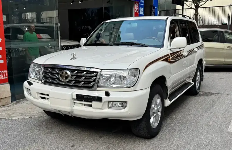 Toyota Land Cruiser 2008 из Китая