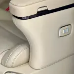 Toyota Alphard 2021 из Китая