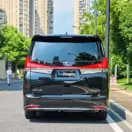 Toyota Vellfire 2021 из Китая