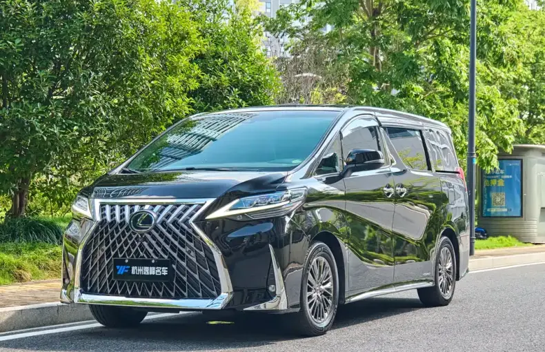Toyota Vellfire 2021 из Китая